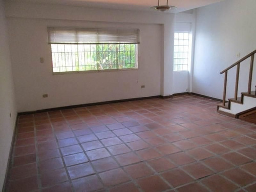 Imagen 15 de 17 de Casa En Venta En Macaracuay 21-13617