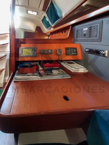 Imagen 8 de 15 de Beneteau 351 Oceanis
