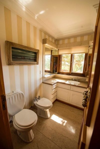 Imagen 19 de 28 de Venta De Casa 5 Dormitorios En Las Grutas, Punta Ballena