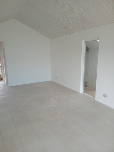 Arriendo Espléndida Casa En Condominio 3d/2b/3e, Limache.