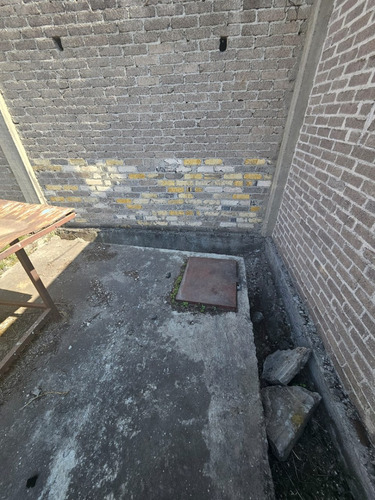 Terreno En Excelente Ubicación Con Dos Locales Listos Para Adaptarse A Tu Proyecto