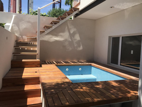 Victoria, Muy Linda Casa A Estrenar En Venta, Con Jacuzzi Y Gran Terraza Con Parrilla