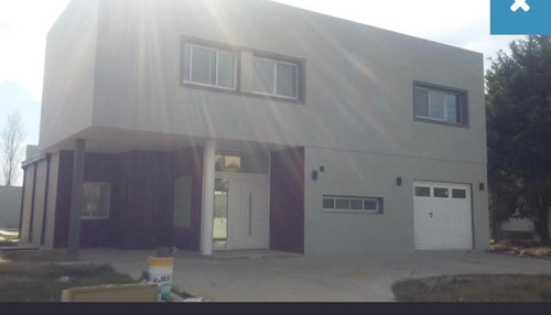 Imagen 7 de 8 de Casa C/pileta En Barrio Brickland Canning