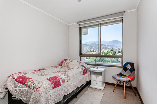 Departamento En Venta De 3 Dorm. En Lo Barnechea