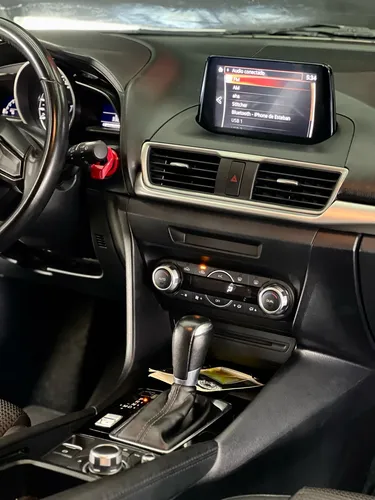 Mazda 3 2.0 Sport Touring