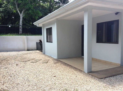 Imagen 2 de 9 de Casa De Habitación Con Vista Impresionante