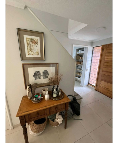Casa En Barnechea/ Camino La Cumbre