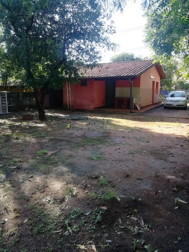 Imagen 15 de 20 de Alquilo Casa En Luque-laurelty Sobre Ruta Principal