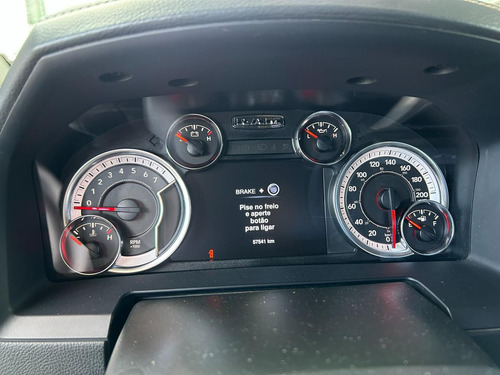 RAM Ram Classic Classic Laramie 5.7 Cd V8 4x4 Aut.