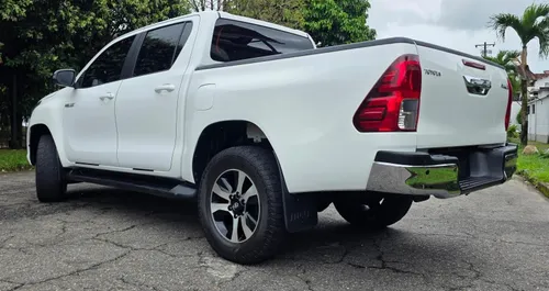 Toyota Hilux 2.4l