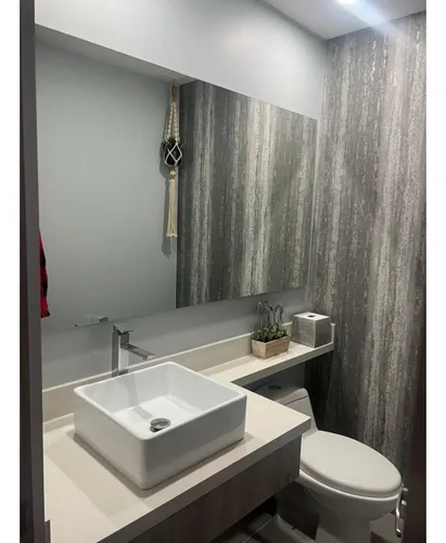 Vendo Apartamento En St Laurent Piso Alto Envigado