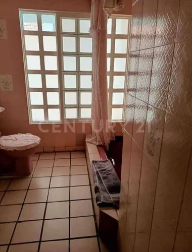 Casa En Venta De 1 Piso En San Manuel 540 Mt2 De Terreno Con Local Comercial.