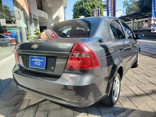 Imagen 5 de 15 de Chevrolet Aveo 2017 Manual (5400)