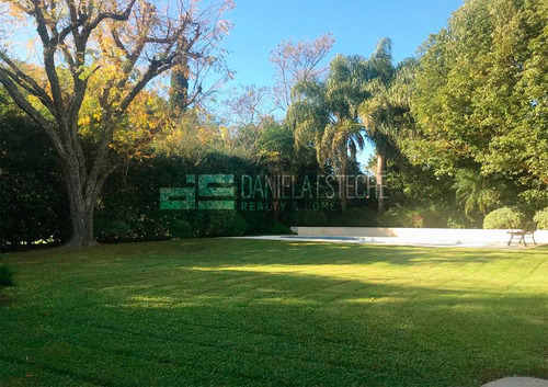 D. Esteche Realty