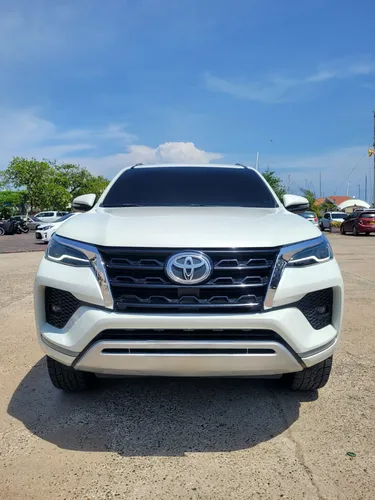 Toyota Fortuner 2.7L SRV