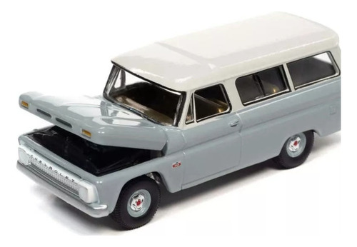 Auto World 1:64 1966 Chevrolet Suburban 