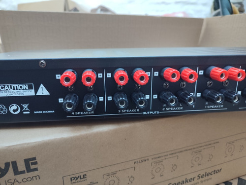 Pyle Usa Selector De Parlantes Switch 4 Juegos 2 Amp Volumen