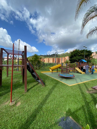 Apartamento En Venta - Urb. Escampadero