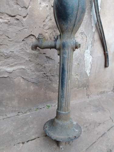 Antiguo Lote Bomba Agua Bola - Rueda Chica Hierro