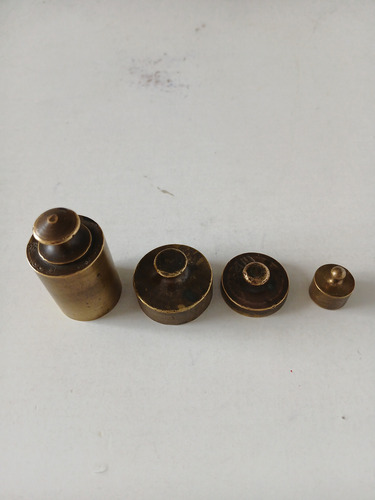 Kit Antigo Pesos De Balanças De Bronze 10, 20, 50 E 100g (Usado)