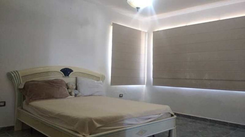 Imagen 4 de 9 de A La Venta Apartamento En Res. Ineska, Mañongo, Naguanagua. Codigo.: