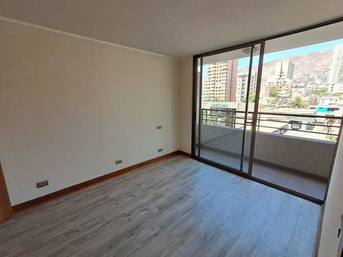 Encantador Depto En Venta, Edificio Bahía-sector Av. Brasil
