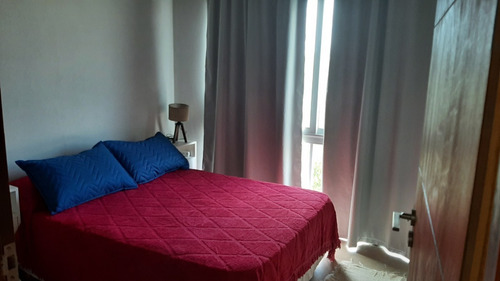 Imagen 9 de 13 de Triplex 3 Ambientes 2 Baños Cochera Y Terraza Con Parrilla. Apto Solo Familias