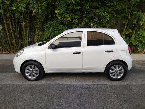 Imagen 3 de 8 de Nissan March Active Tm Ac 2016