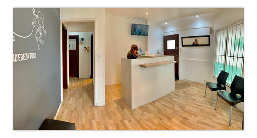 Imagen 2 de 16 de Chalet 4 Ambientes, Impecable Estado