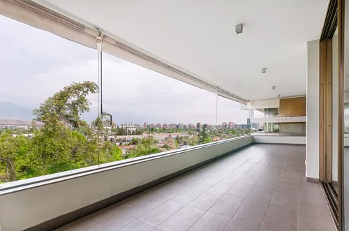 Vende Penthouse Vista Despejada Al Oriente