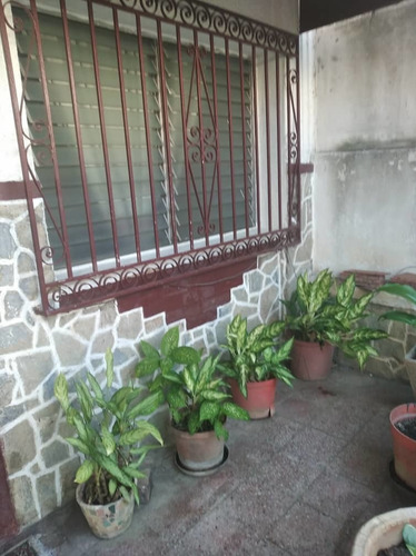 Imagen 7 de 14 de Alquilo Casa Uso Comercial 200 M2 / Monte Cristo