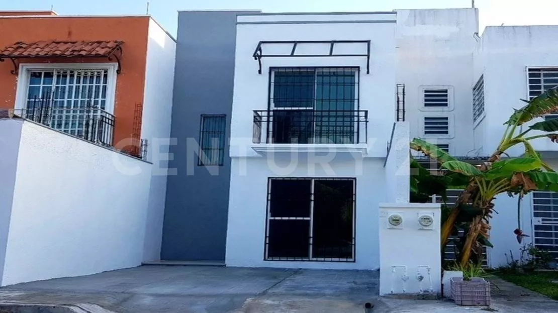 Casa En Venta, Residencial Los Olivos, Playa Del Carmen, Solidaridad