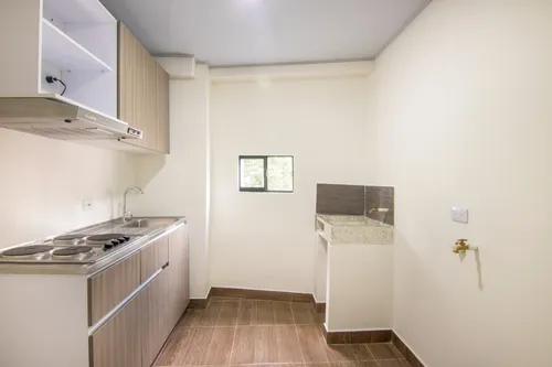 Edificio ( Local Y Apartamentos) En Venta