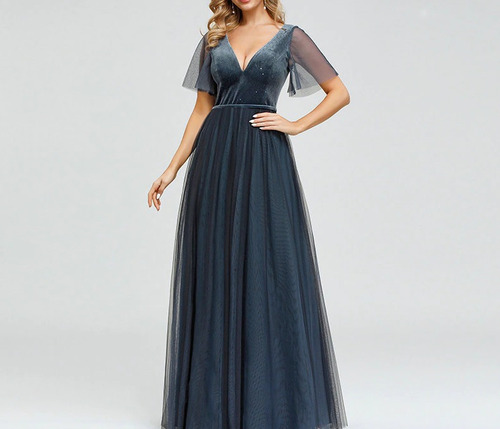 Imagen 10 de 10 de Alquiler De Vestidos Isis Dress