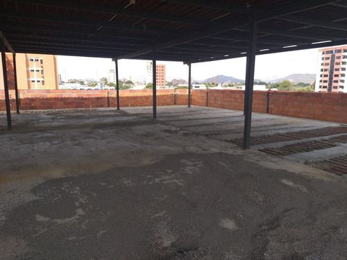 Imagen 13 de 30 de Sp*//edificio De 5 Pisos De 600mts, 2 Mezaninas Y 30 Baños, Lo Que Buscas, En Venta Barquisimeto Zona Centro, Tlf 04245197639. Cod. # 21-13548. Lara, Venezuela