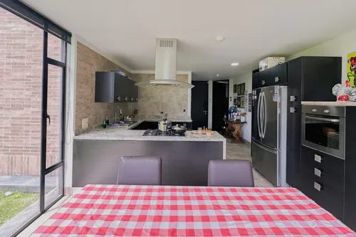 Casa En Venta En Guaymaral. Cod V7505