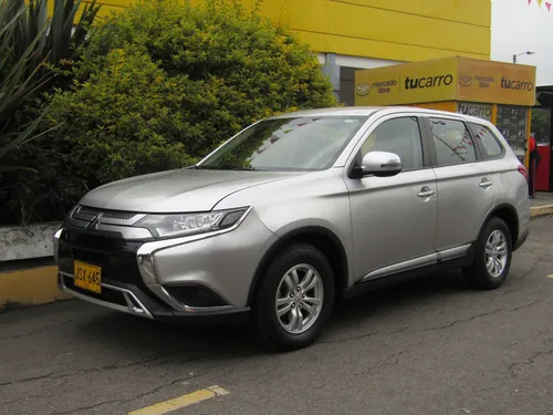 Mitsubishi Outlander 2.4 Kaiteki At 7 Psj