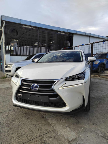 Imagen 1 de 14 de Lexus Nx300h .