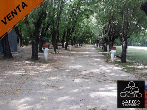 Camping En Venta - Ubicado En  Arroyo De Los Patos