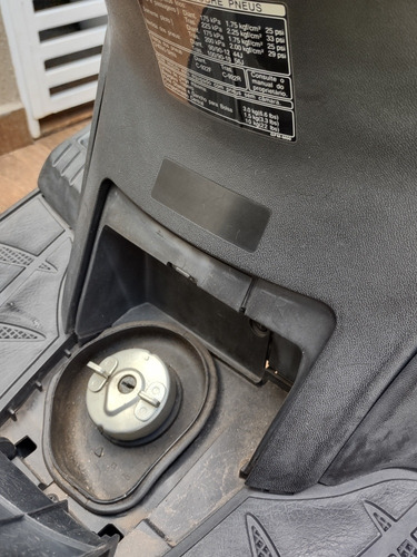 Imagem 7 de 12 de Honda Lead 110 2014/2014 Só 8440km Preta Fosco