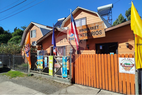 Casa Y Negocio En Venta En Pucón