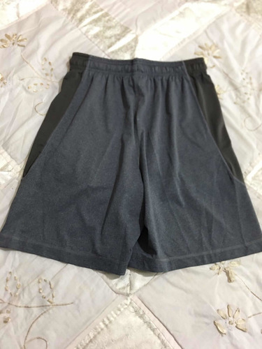 Under Armour Bermuda Para Caballero Talla S-m Color Gris (Usado)