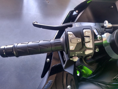 Imagen 10 de 19 de Kawasaki Zx10 R - Disponible - Mejor Contado