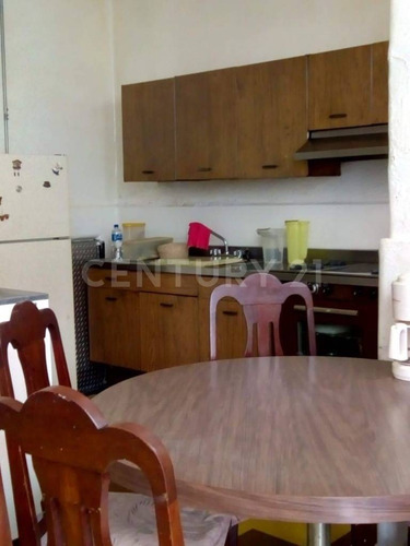 Imagen 6 de 18 de Casa En Condo. En Venta Con Excelente Metraje De Terreno, No Comparte Muros.