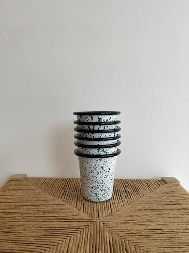 Imagen 1 de 5 de Vasos Enlozados