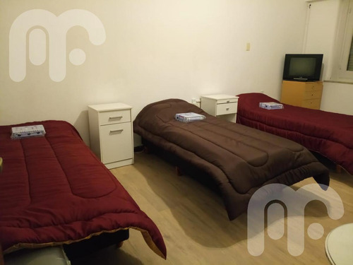 Imagen 14 de 17 de Casa En Venta - La Plata
