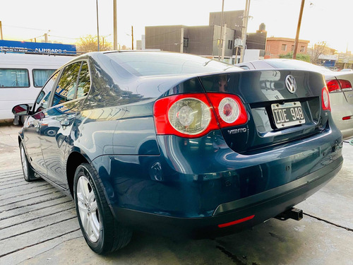 Imagen 4 de 14 de Volkswagen Vento 1.9 I Advance Dsg 2009