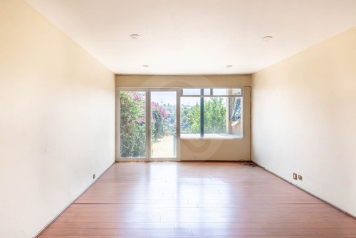 Terreno Residencial En Venta En Lomas De Chapultepec