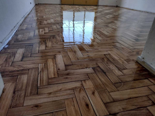 Imagen 5 de 5 de Pulido Y Plastificado Hidrolaqueado En Pisos De Madera