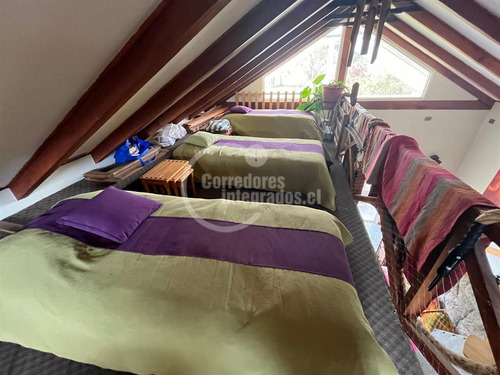 Casa En Venta De 6 Dorm. En Santo Domingo